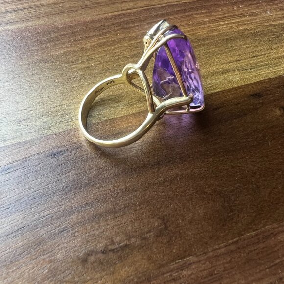 Vintage 14K gold ring with huge pear cut amethyst and accent diamond size 8 - Picture 8 of 8